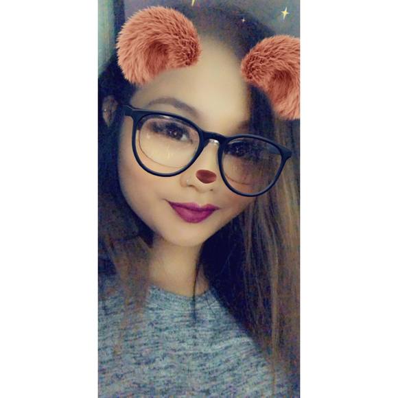 Meet your Posher, Denise - Picture 1 of 1